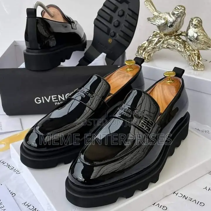 Black Quality Flat Footwear