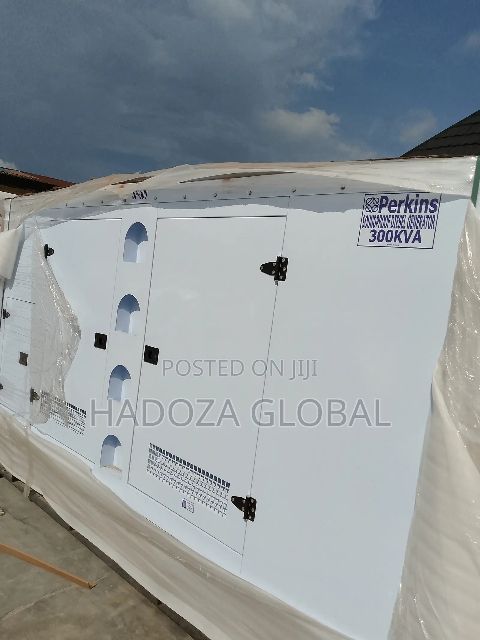 Industrial-Made 300kva Soundproof Perkins Generator