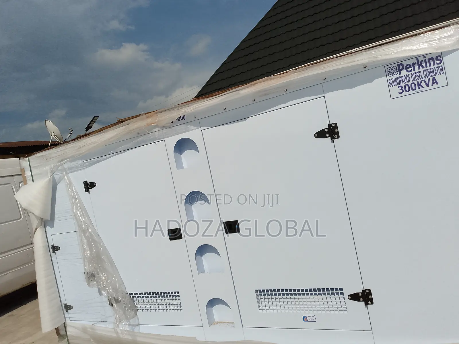 Quiet-Power 300kva Soundproof Perkins Generator