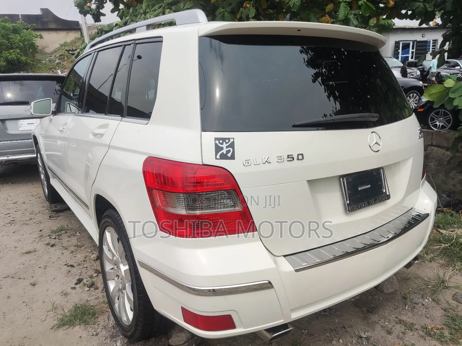 Mercedes-Benz GLK-Class 350 4MATIC 2012 White