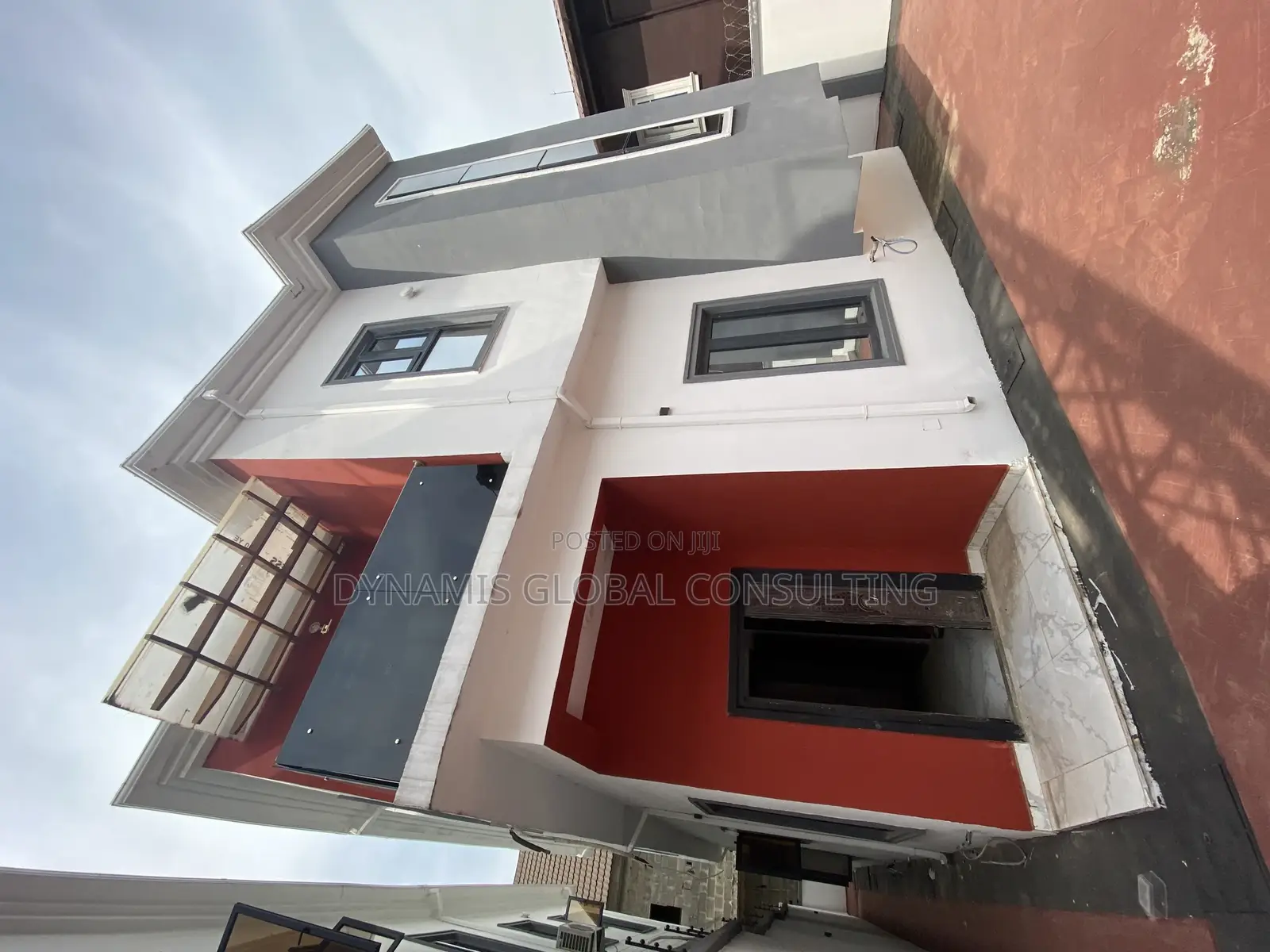 Furnished 5bdrm Duplex in Waterfront Estate for sale