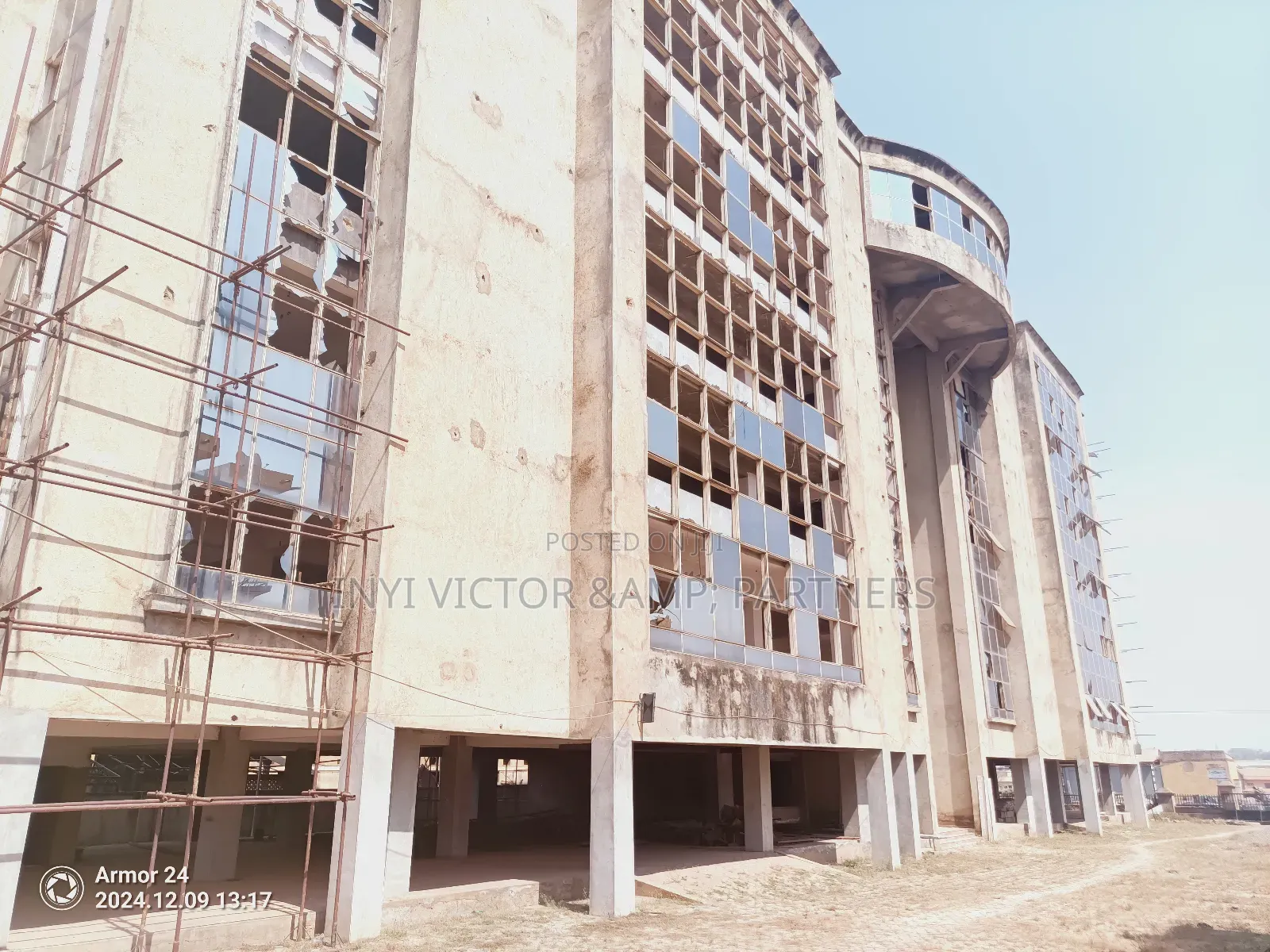 Commercial Office Complex for Lease