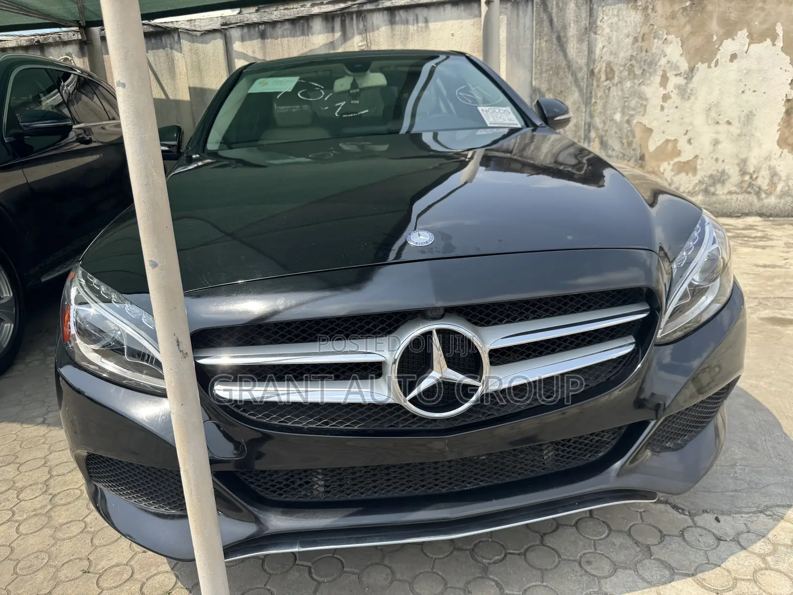 Mercedes-Benz C300 Luxury 4dr AWD 4Matic Sedan (2.0L 4cyl 7A) 2015