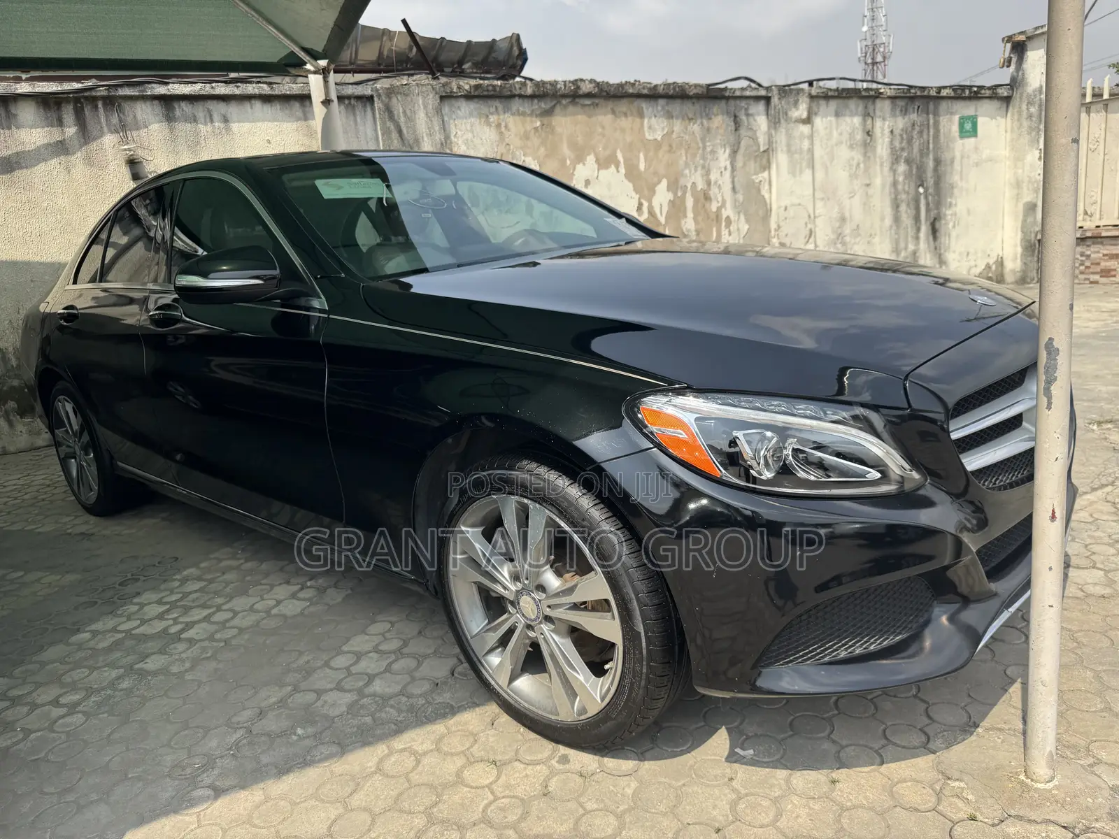 Mercedes-Benz C300 Luxury 4dr AWD 4Matic Sedan (2.0L 4cyl 7A) 2015