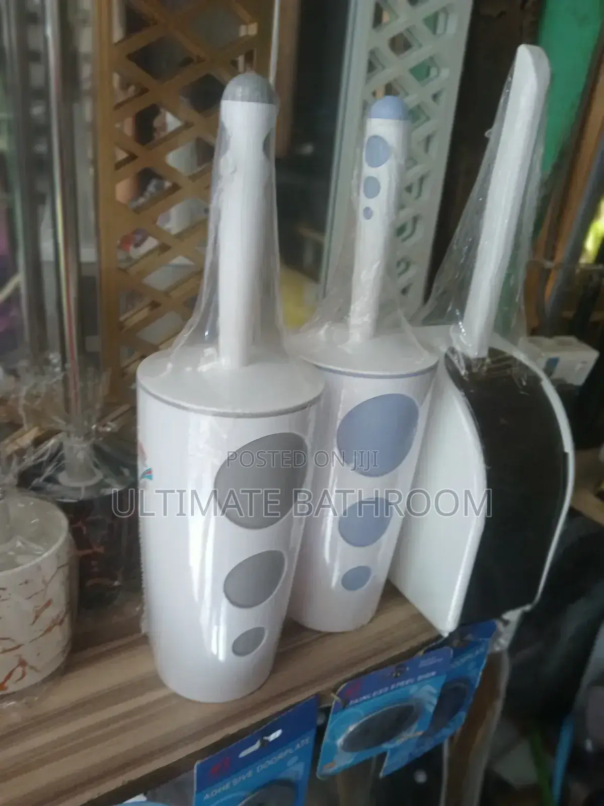 Seat on the Floor Plastic Toilet Brush Available in Colours