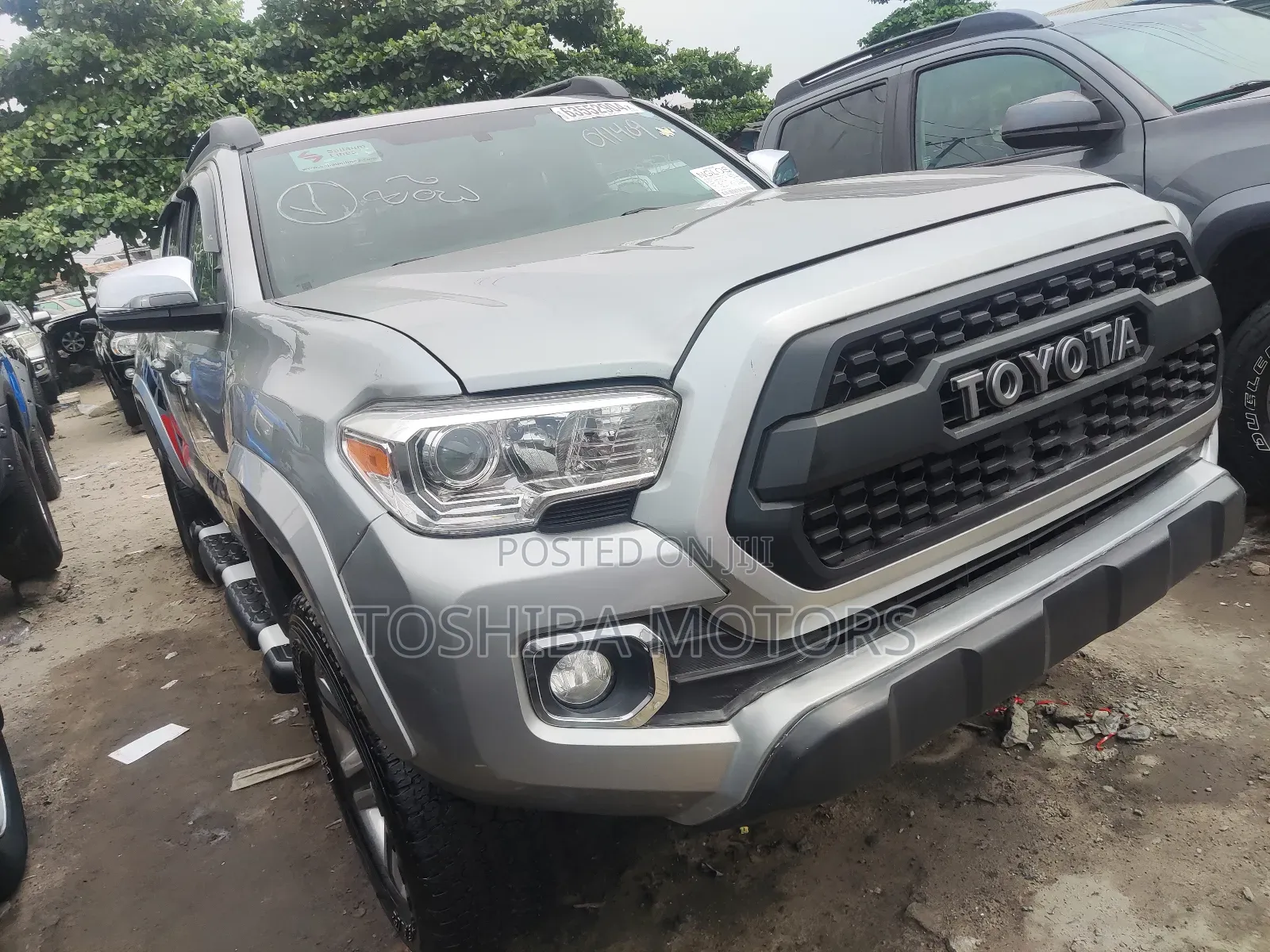 Toyota Tacoma 2015 Gray