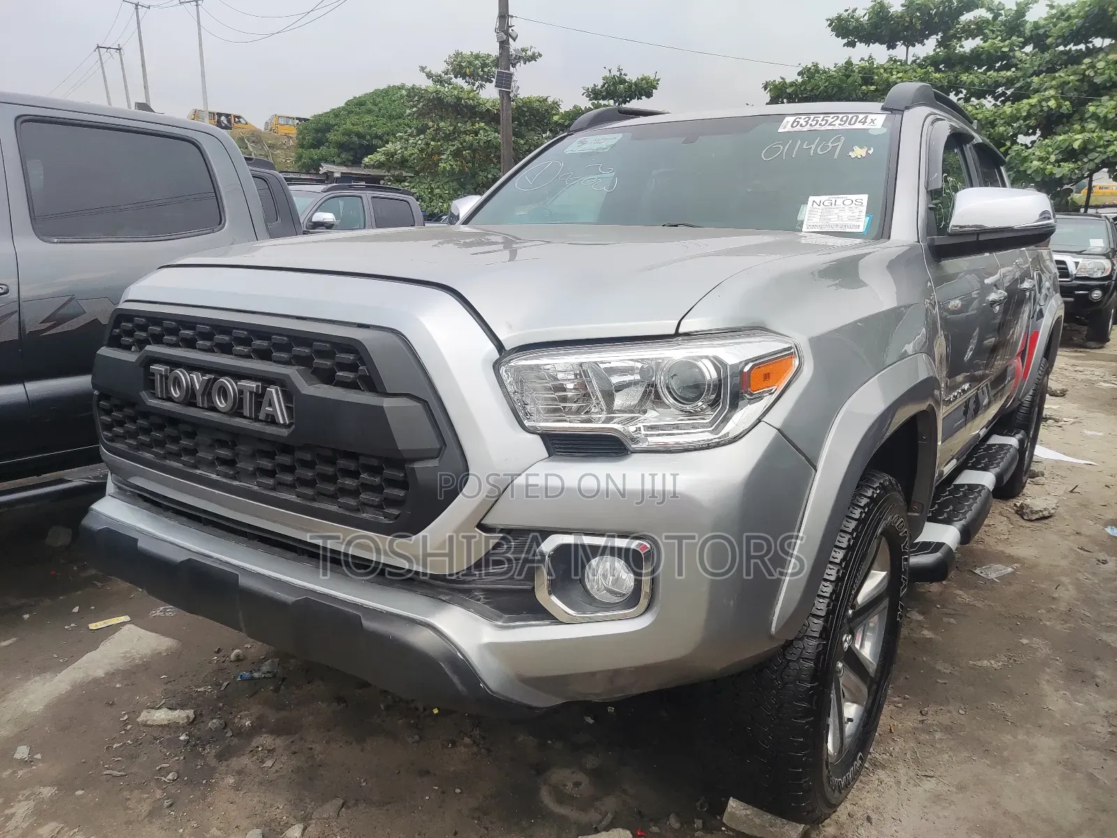 Toyota Tacoma 2015 Gray