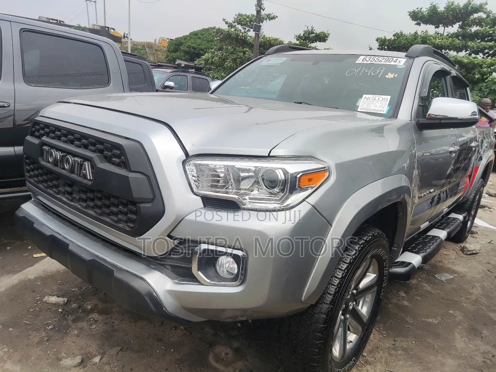 Toyota Tacoma 2015 Gray