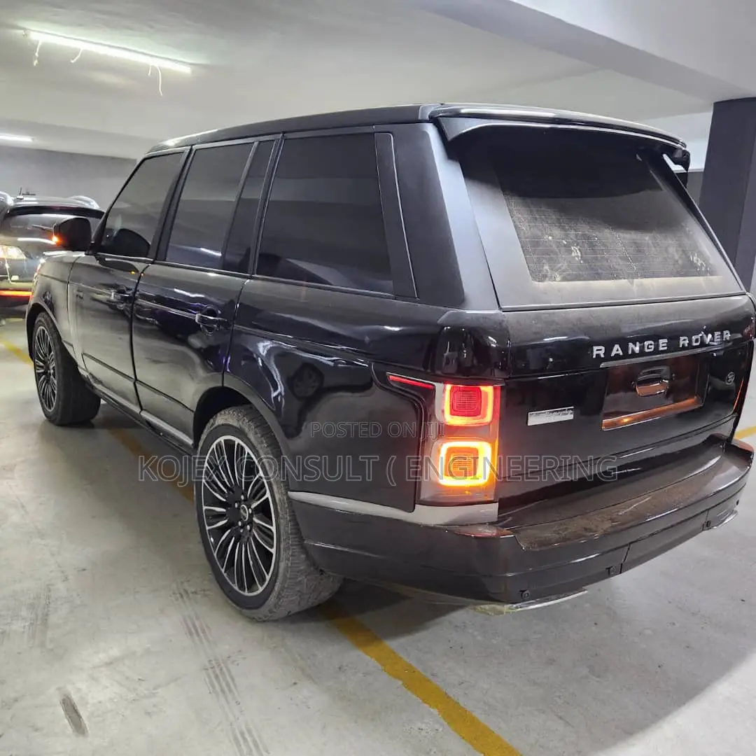 Land Rover Range Rover Vogue 2014 Black