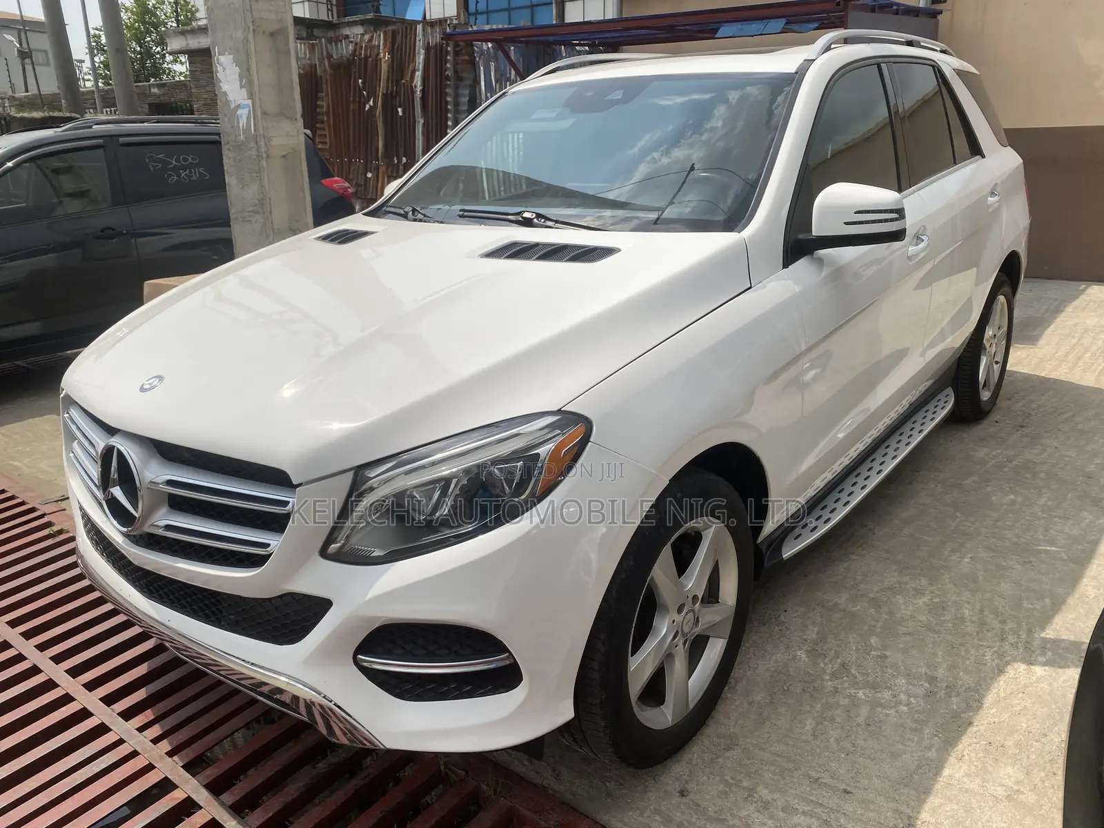 Mercedes-Benz GLE-Class GLE 350d 4MATIC 2017 White