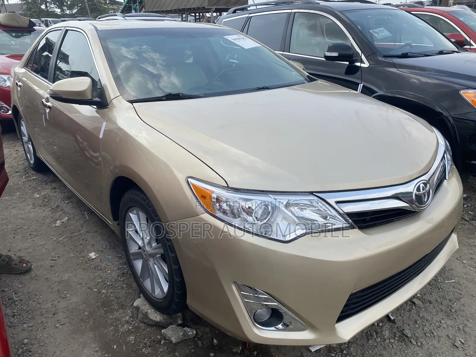Toyota Camry 2012 Gold