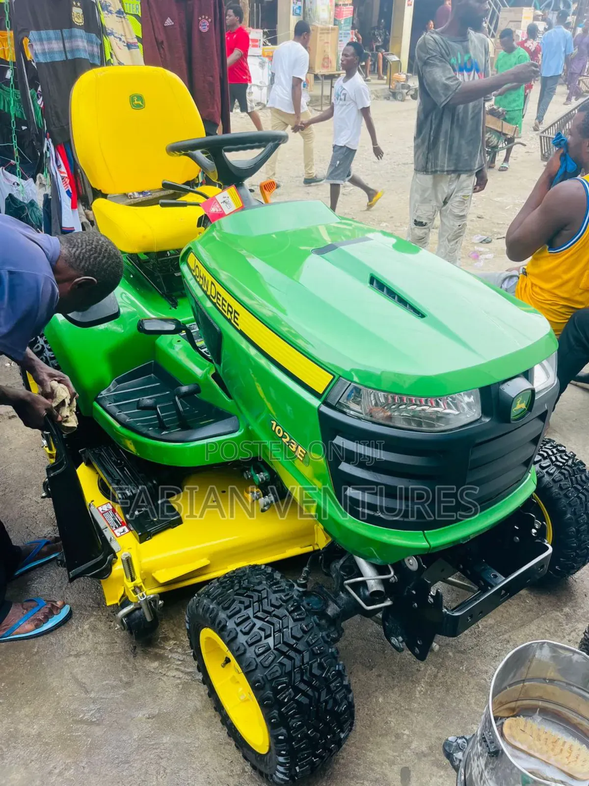 High Quality Driving Mower 1