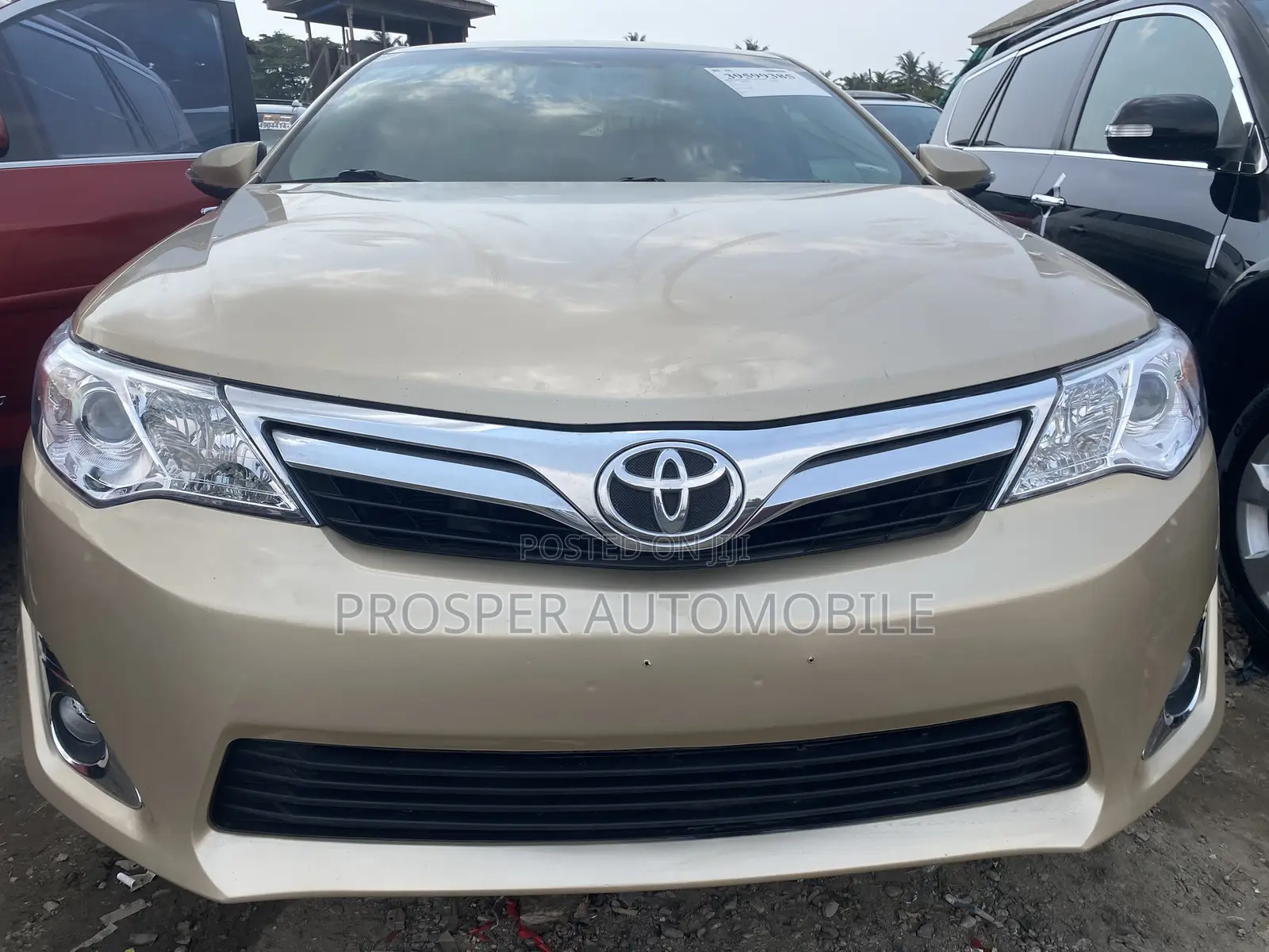 Toyota Camry 2012 Gold