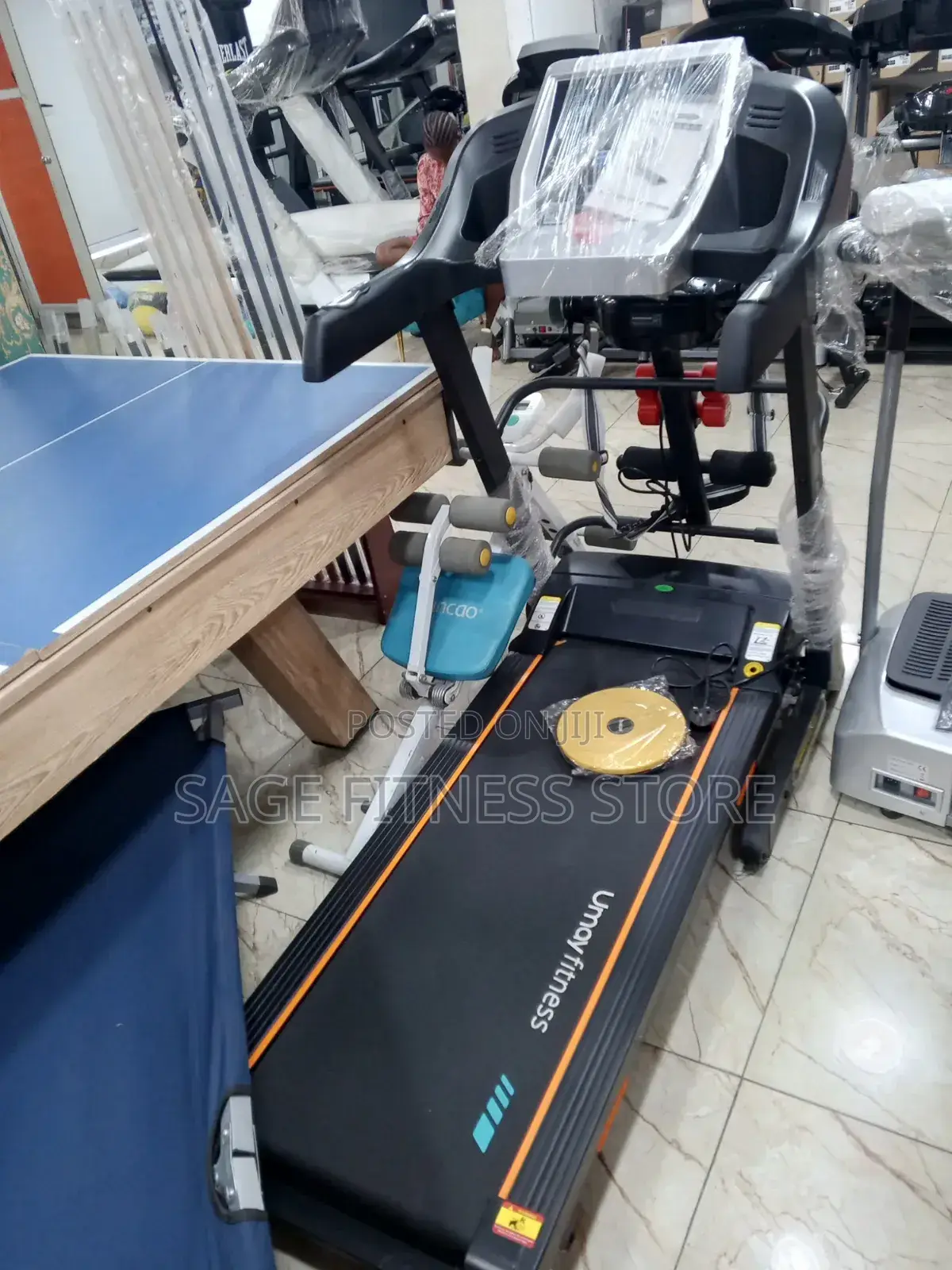 2 HP UMAY TREADMILL (Automatic Incline)