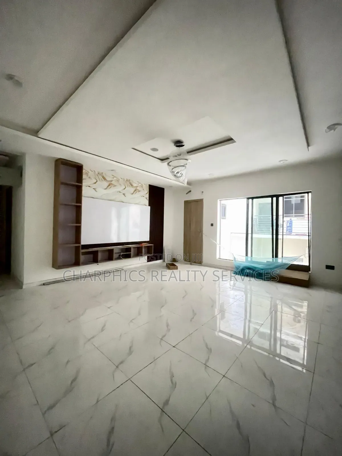 2bdrm Apartment in Ikate for sale