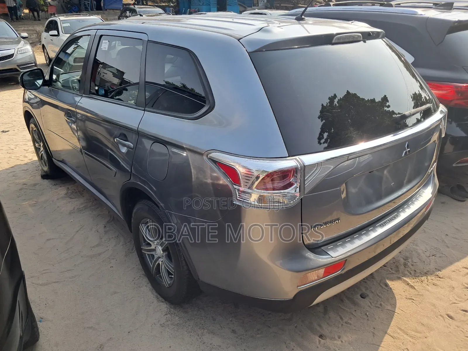 Mitsubishi Outlander 2015 Gray
