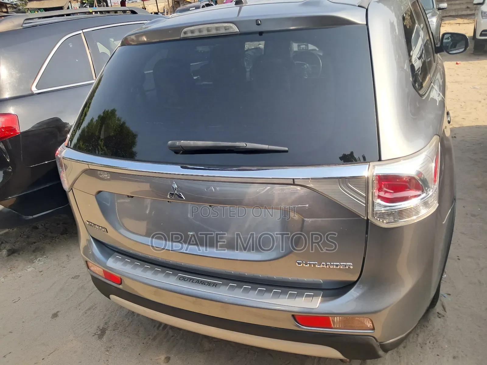 Mitsubishi Outlander 2015 Gray