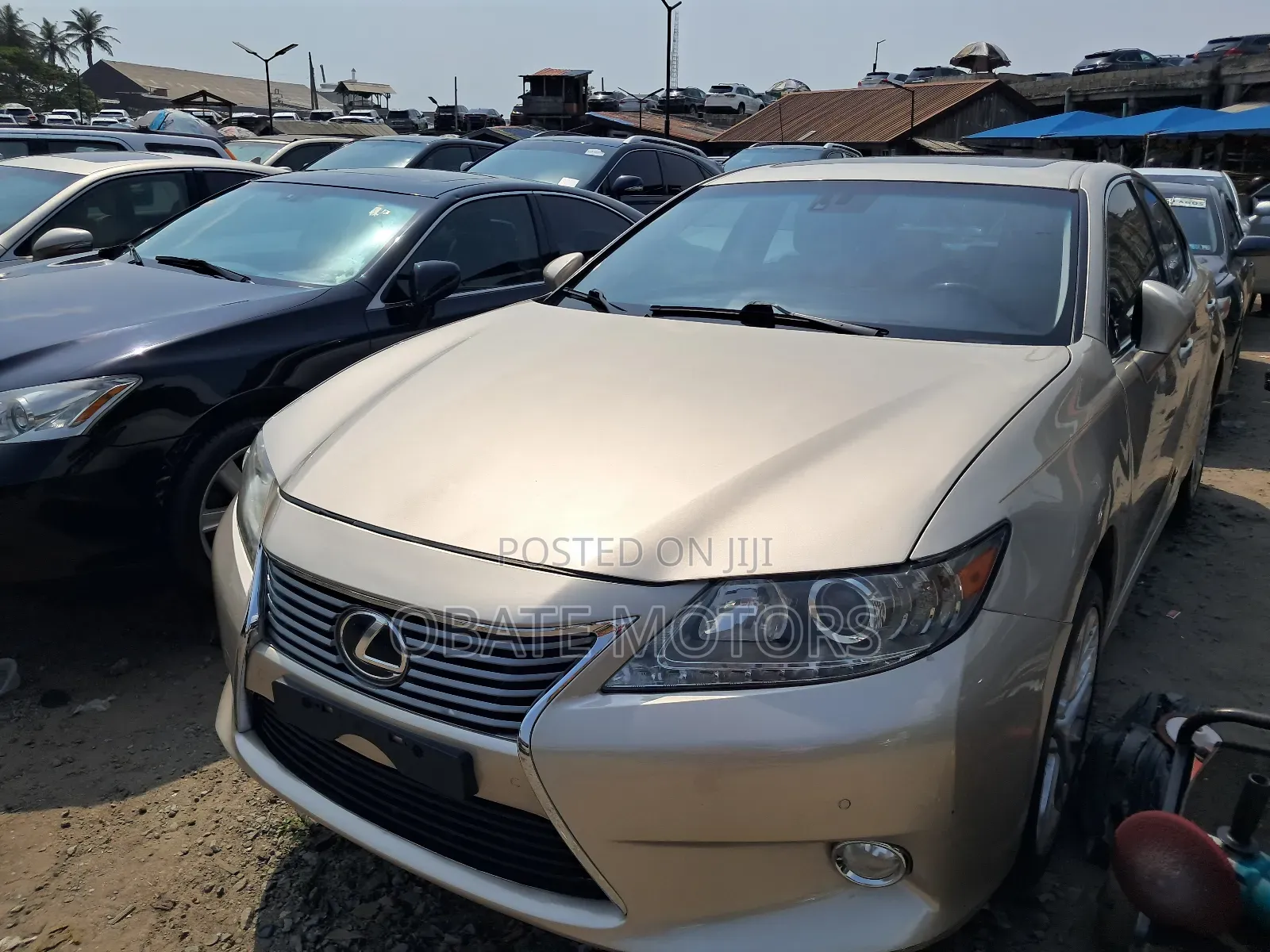 Lexus ES 350 FWD 2013 Gold
