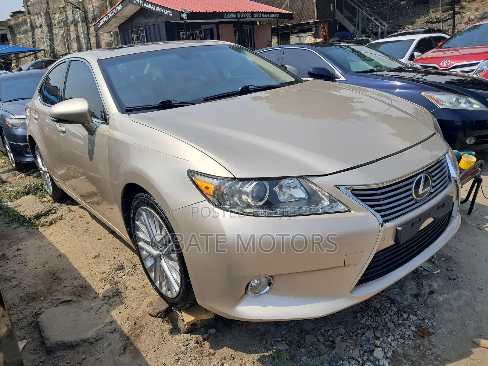 Lexus ES 350 FWD 2013 Gold
