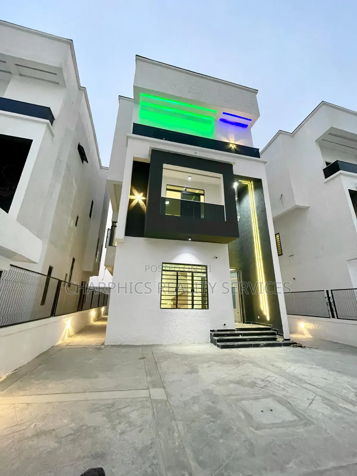 5bdrm Duplex in Ikate for sale