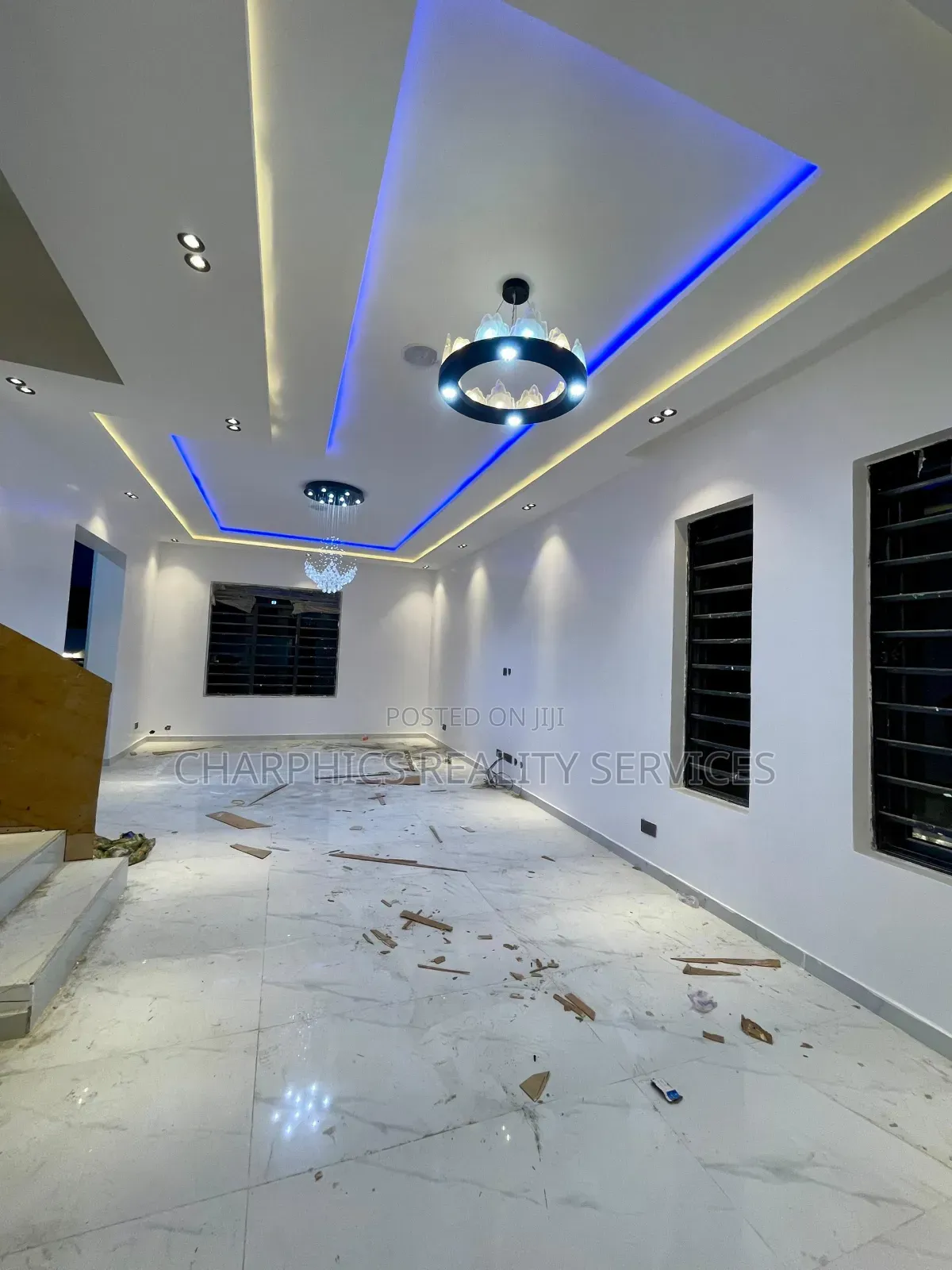 5bdrm Duplex in Ikate for sale
