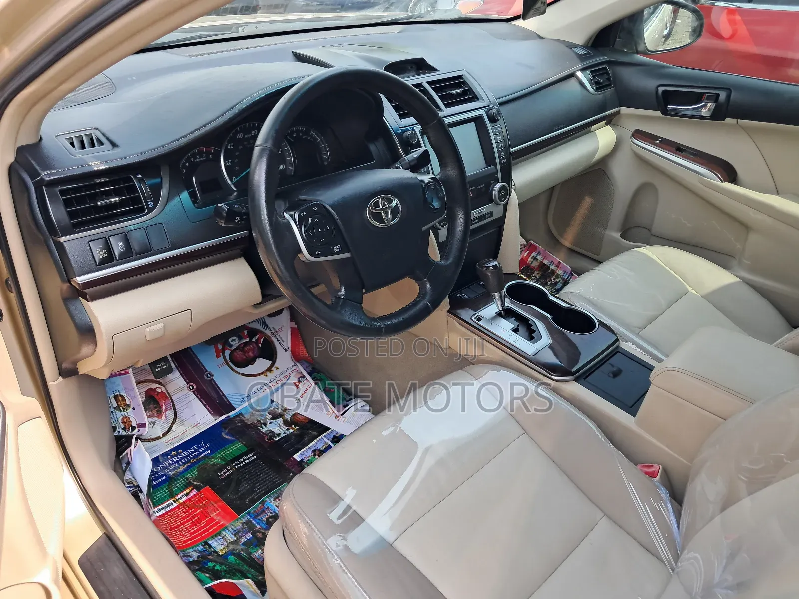 Toyota Camry 2012 Gold