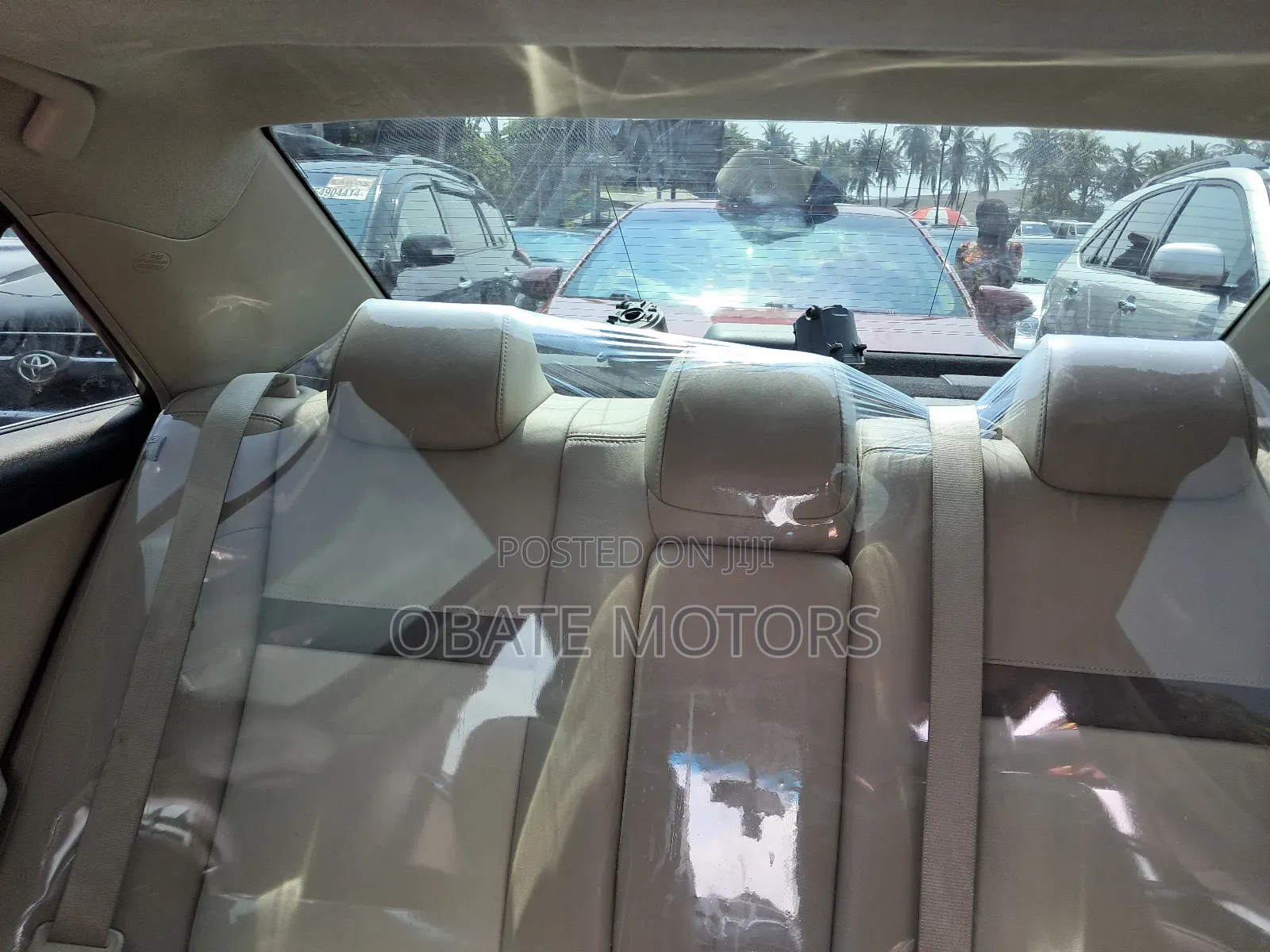Toyota Camry 2012 Gold