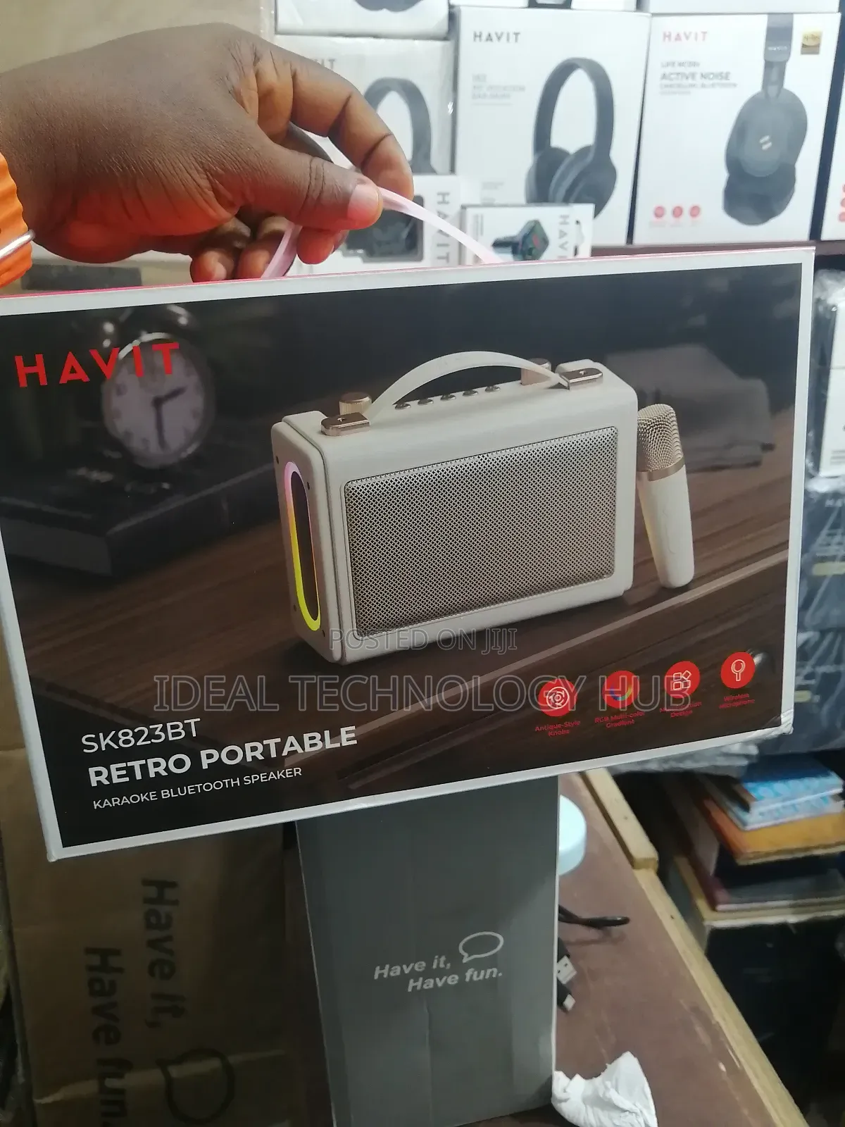 Havit Retro Portable Keroke Bluetooth Speaker With Mic