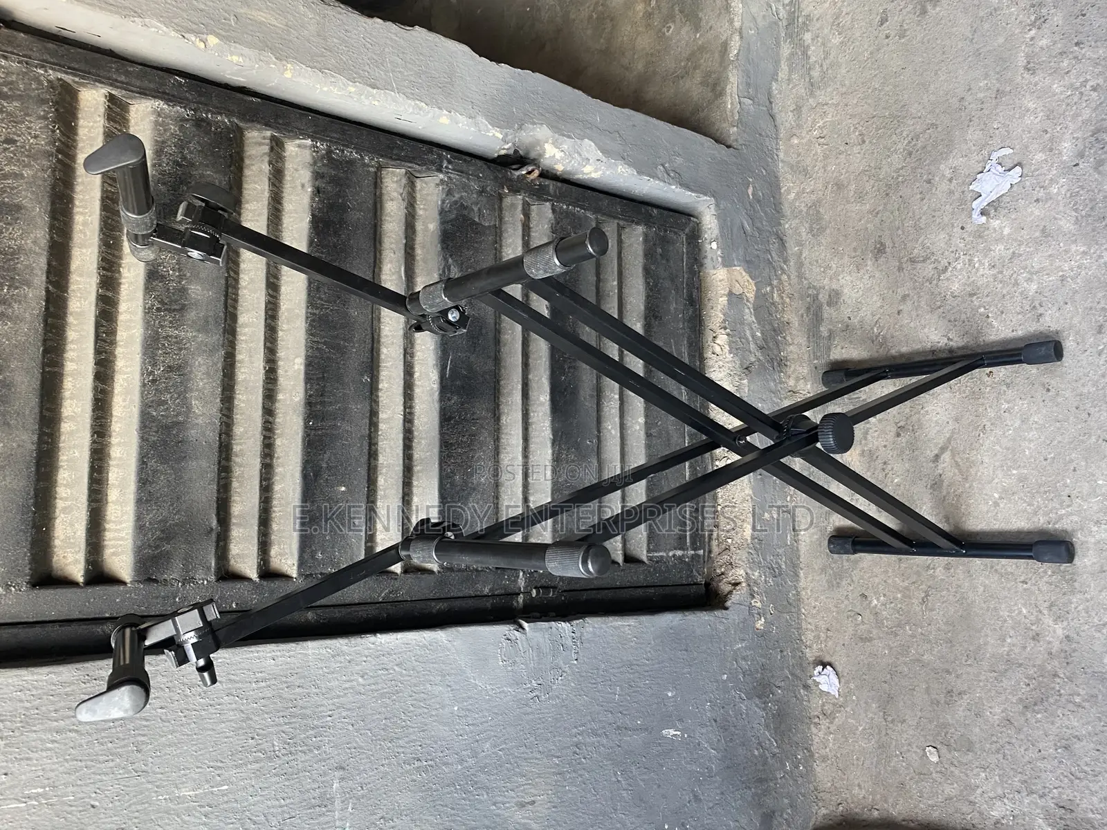 Heavy Duty Double-X Brace Adjustable Keyboard Stand