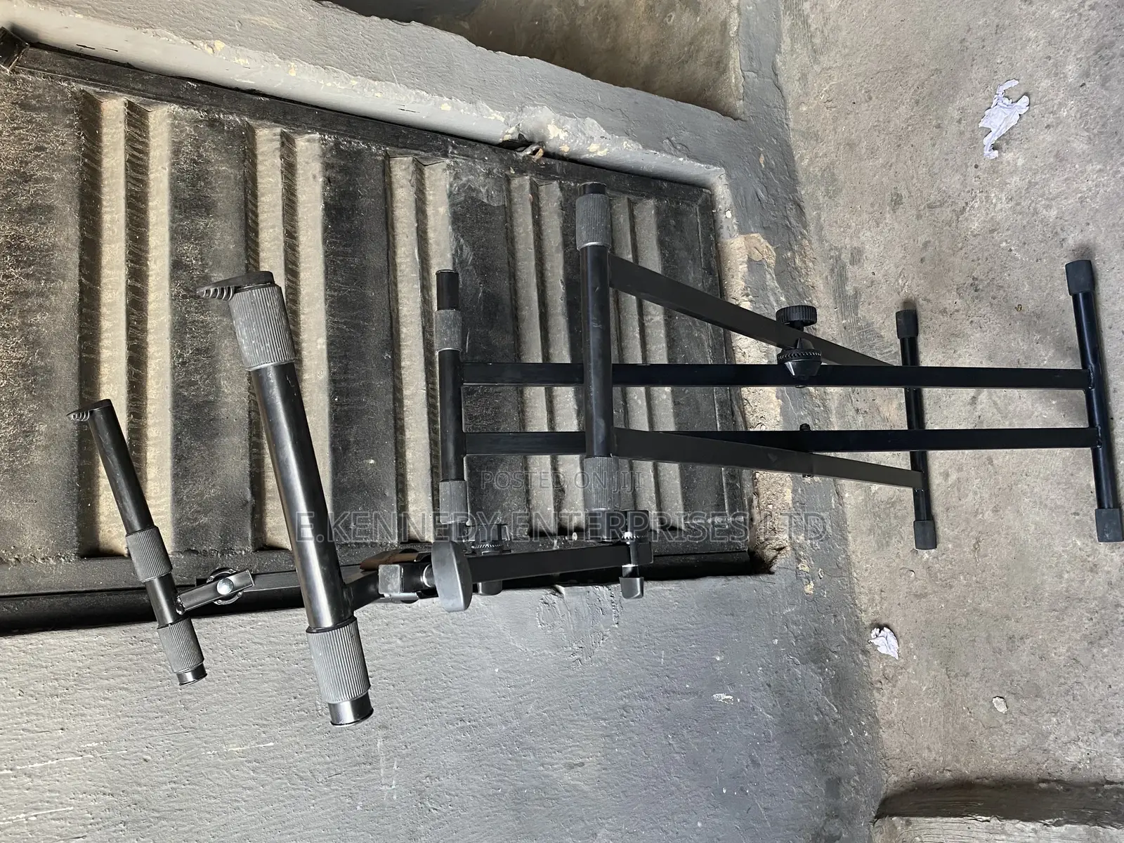 Heavy Duty Double-X Brace Adjustable Keyboard Stand