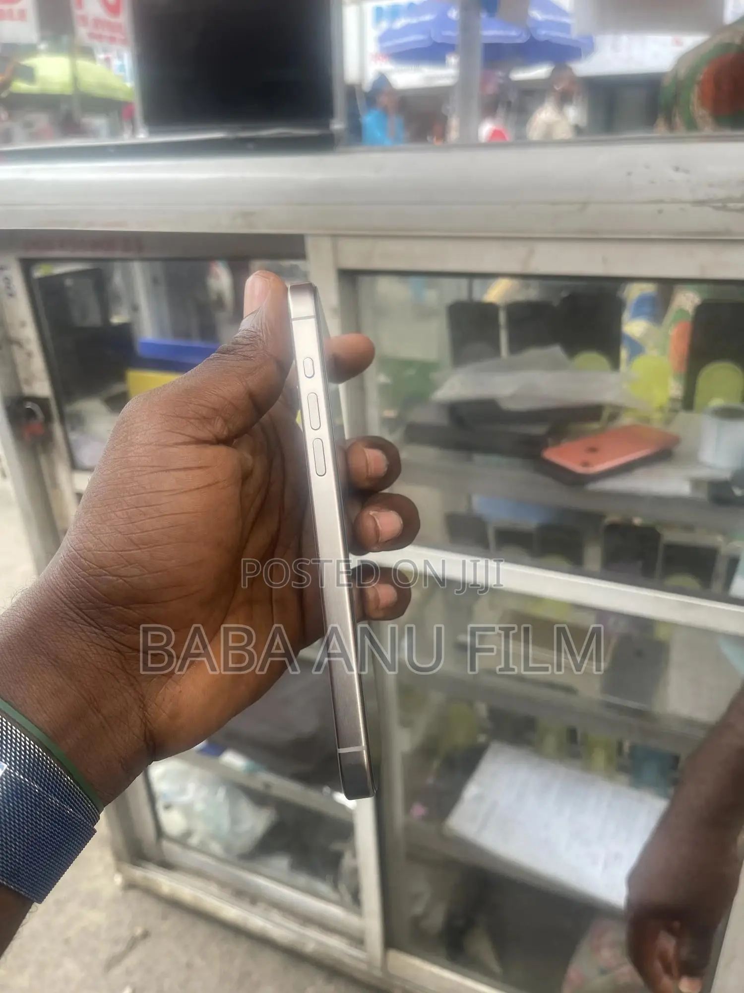 Apple iPhone 15 Pro Max 256 GB Gray