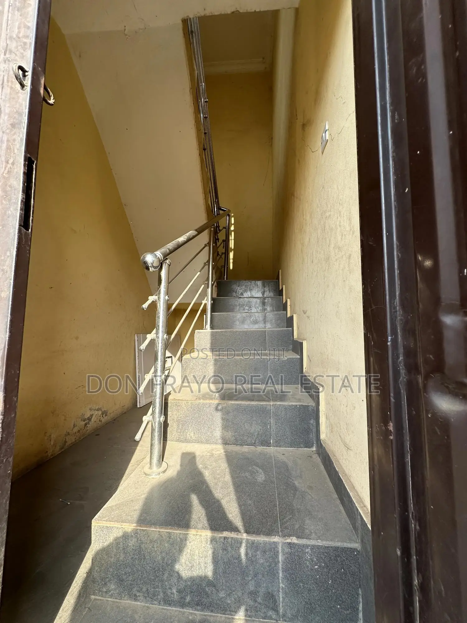 15bdrm Block of Flats in Harmony Estate, Ologuneru for sale