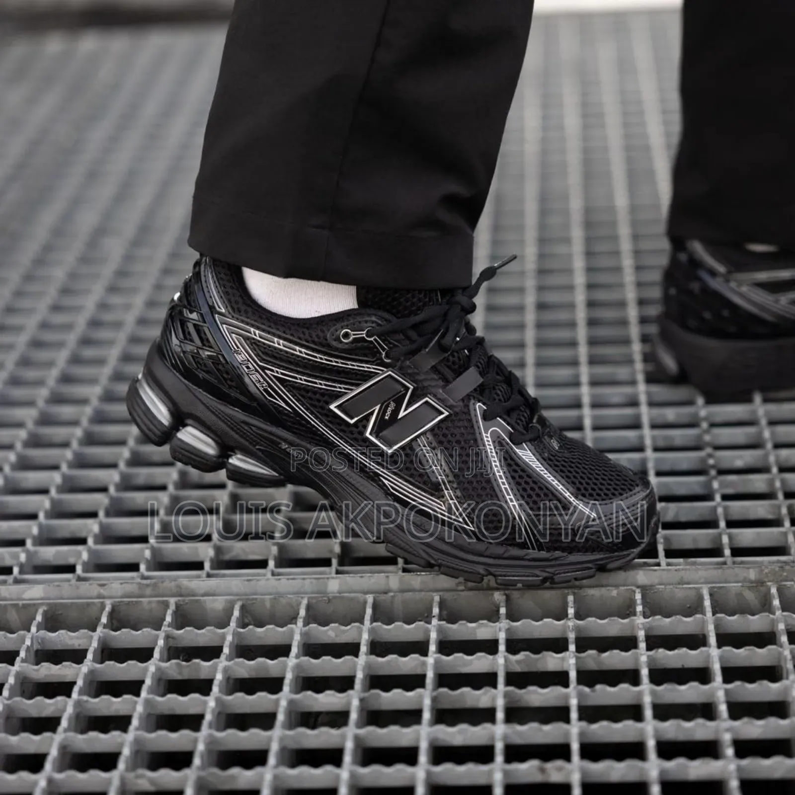 New Balance 1906R Sneakers