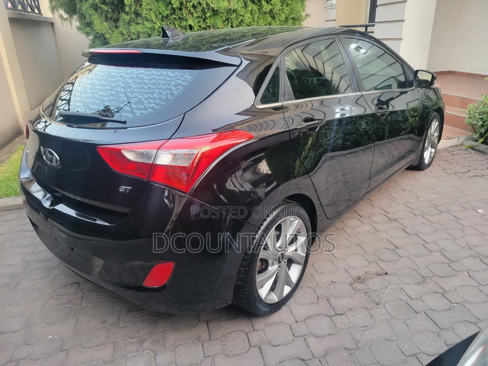 Hyundai Elantra Limited 4dr Sedan (1.8L 4cyl 6A) 2015 Black
