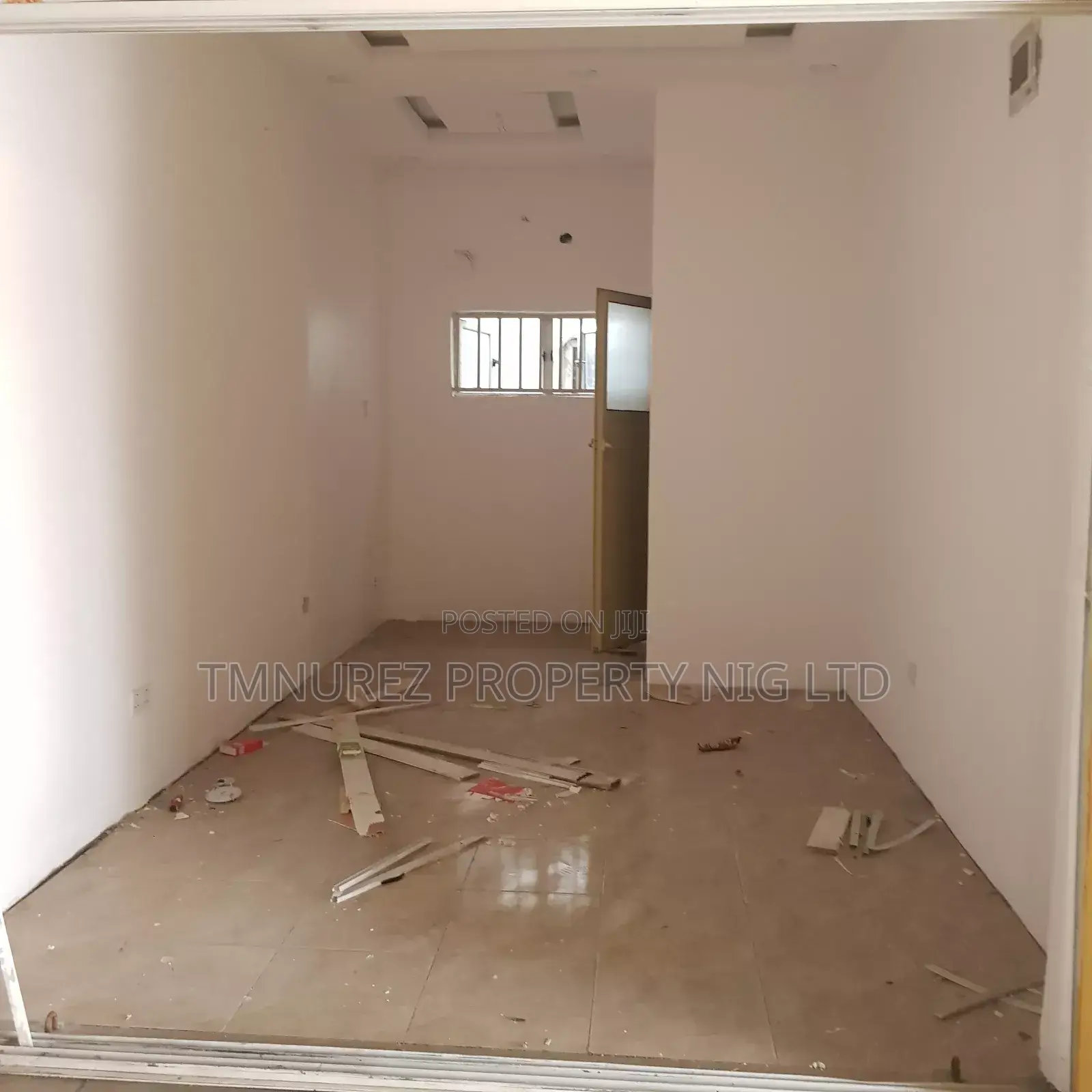 Shop Showroom for Rent,At Lekki Phase1
