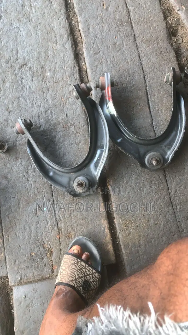 Uper Arm 2010-2012 Honda Crosstor V6