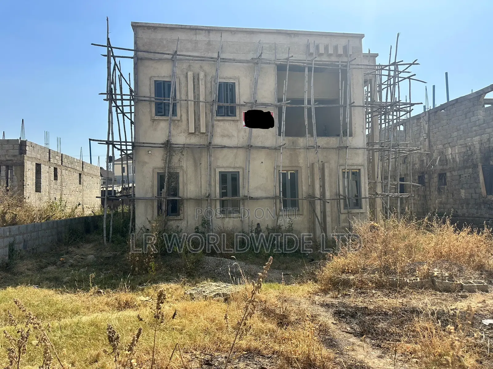 5bdrm Duplex in Lugbe District for sale