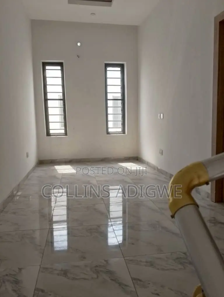 4bdrm Duplex in Abraham Adesanya for sale