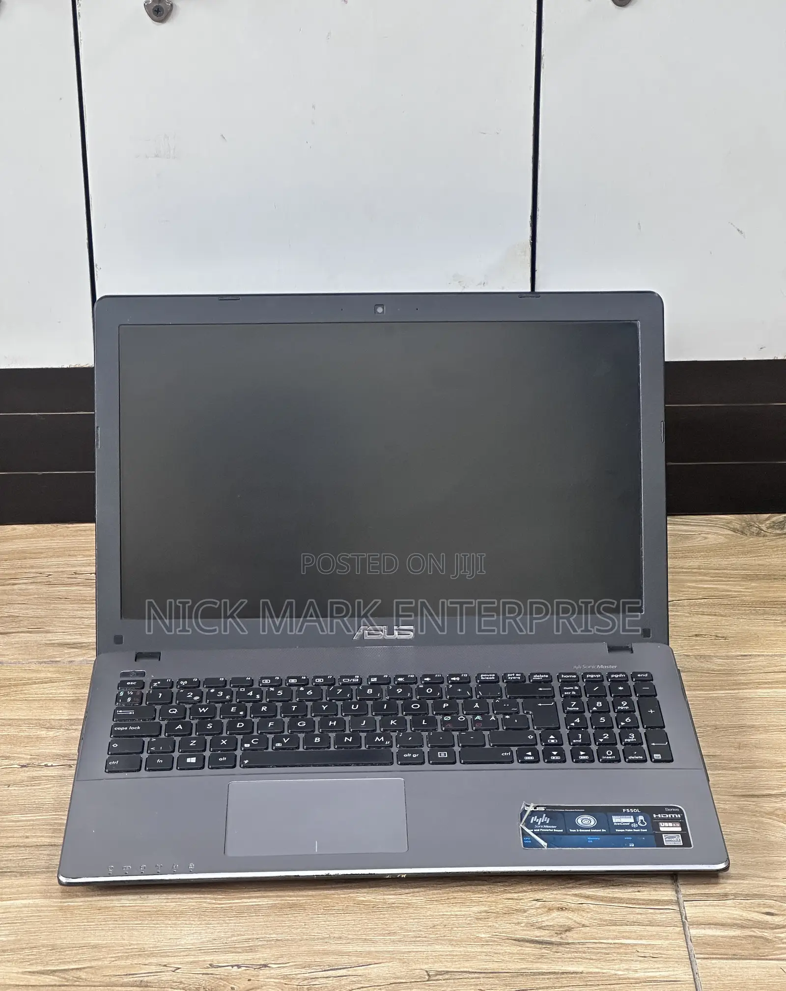 Laptop Asus X550LA 8GB Intel Core I5 HDD 500GB