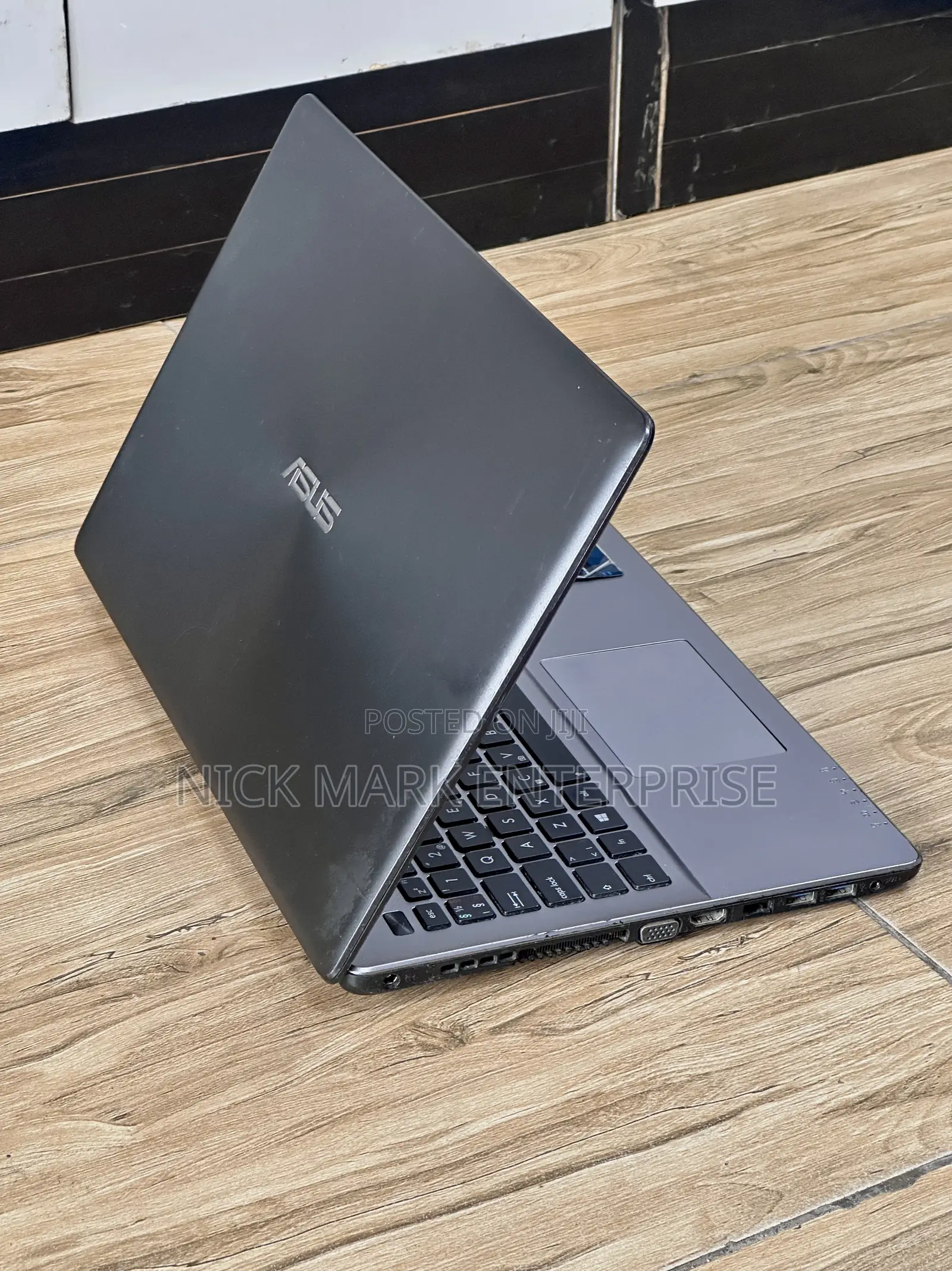 Laptop Asus X550LA 8GB Intel Core I5 HDD 500GB