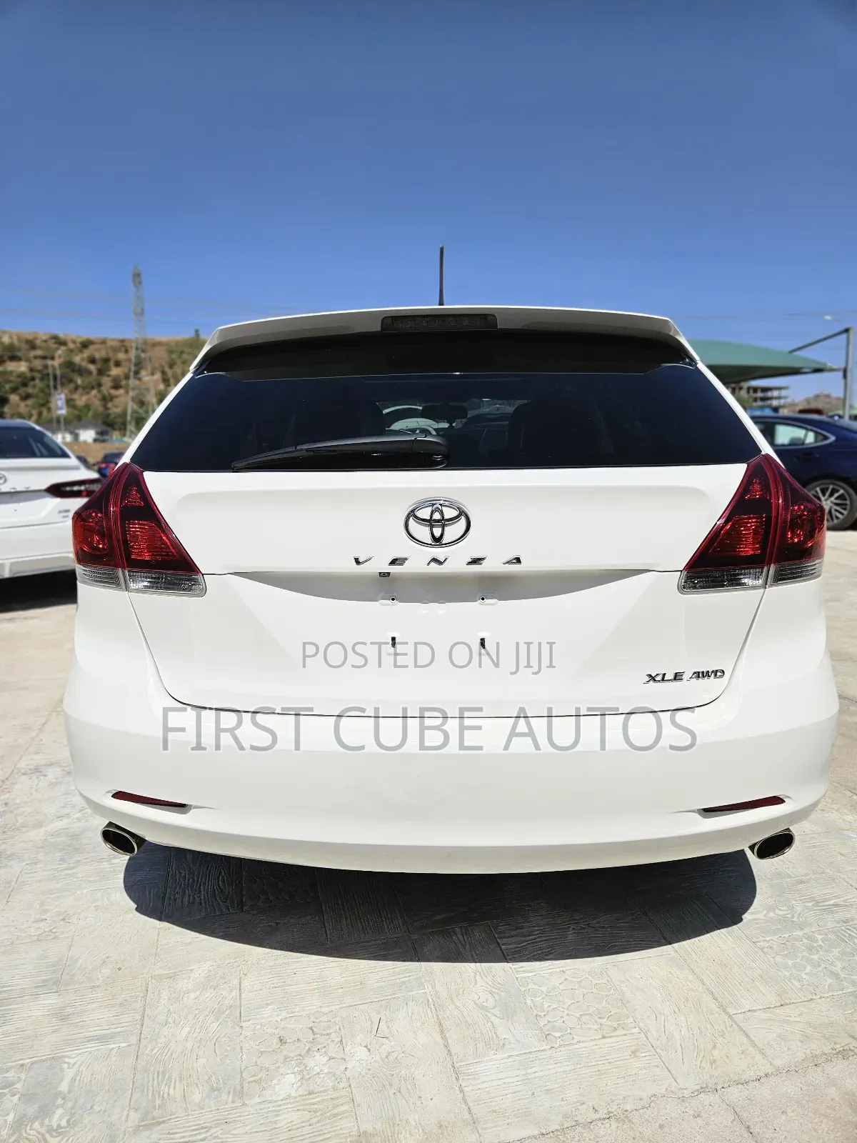 Toyota Venza XLE AWD 2013 White