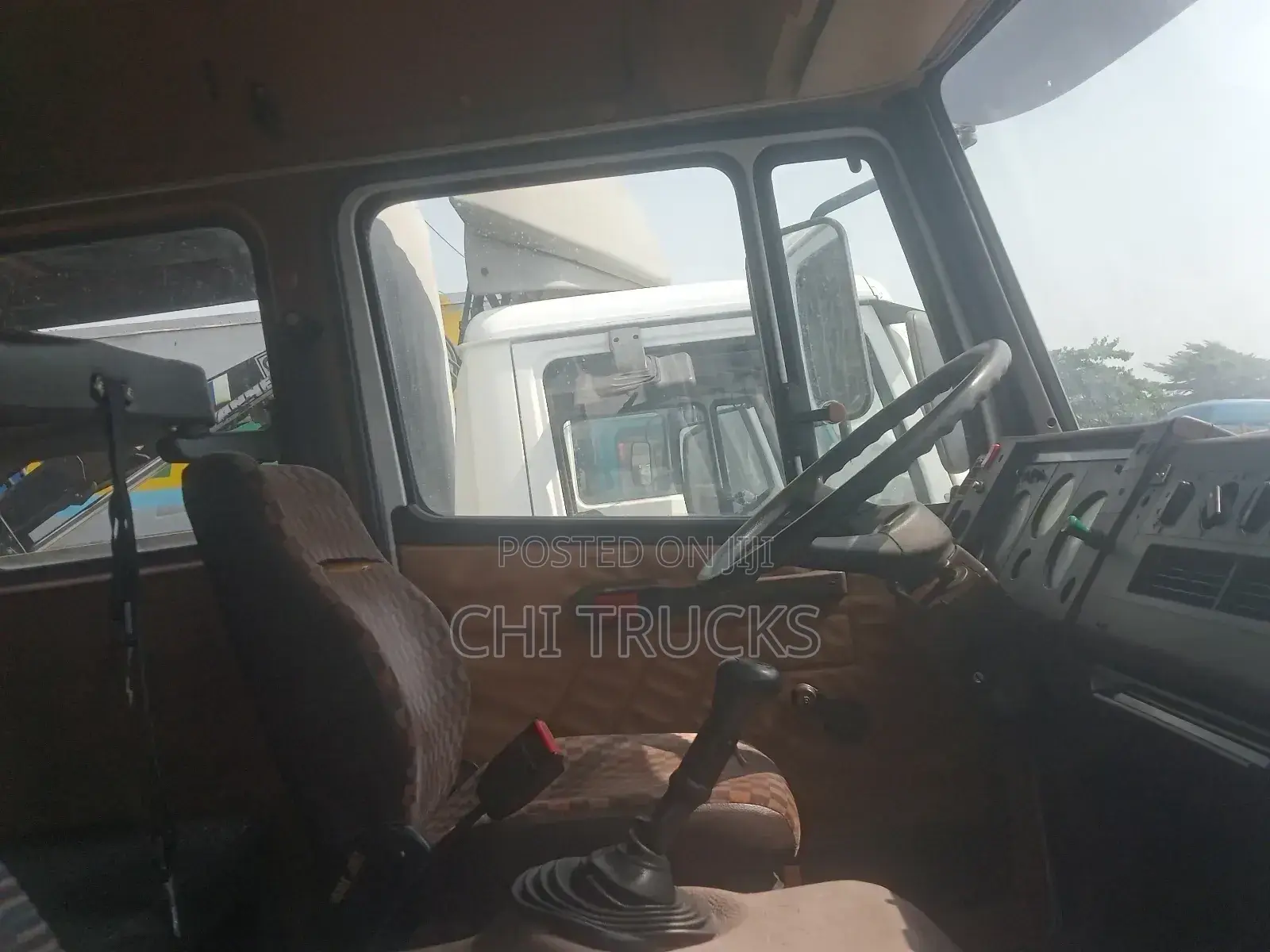 M/Benz 1517 Cargo Truck 1999
