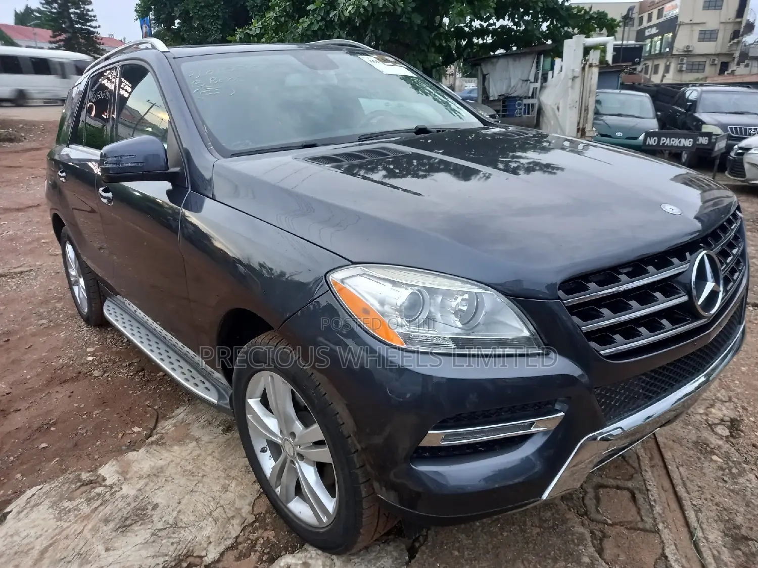 Mercedes-Benz M Class 2013 Gray