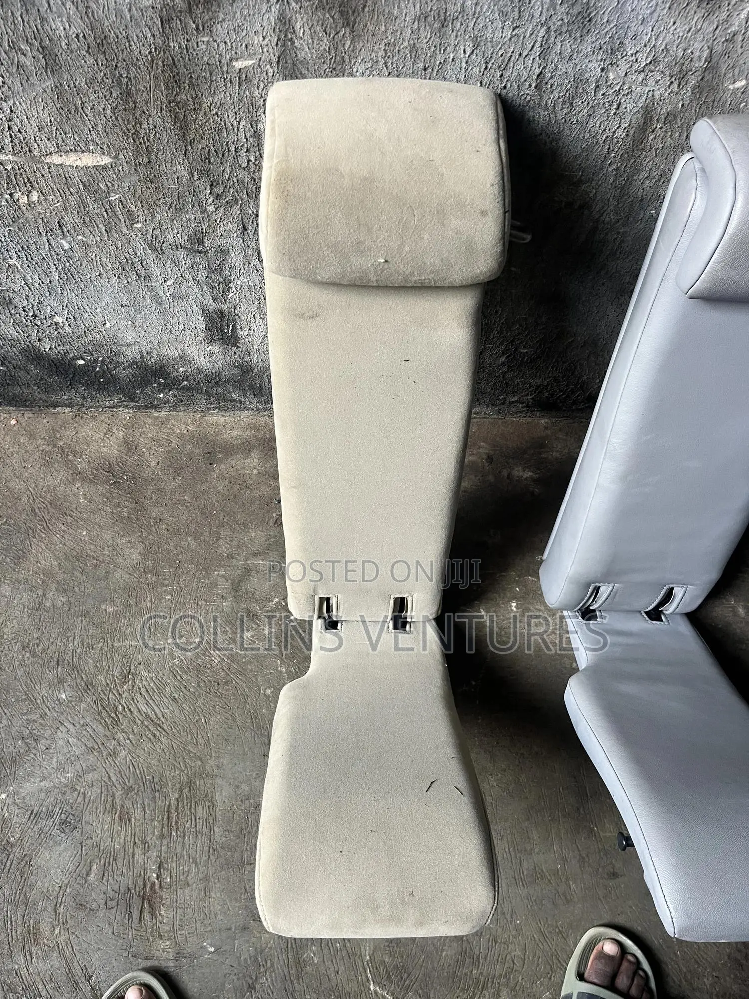 Small Middle Seat Toyota Highlander 2008-12 Available
