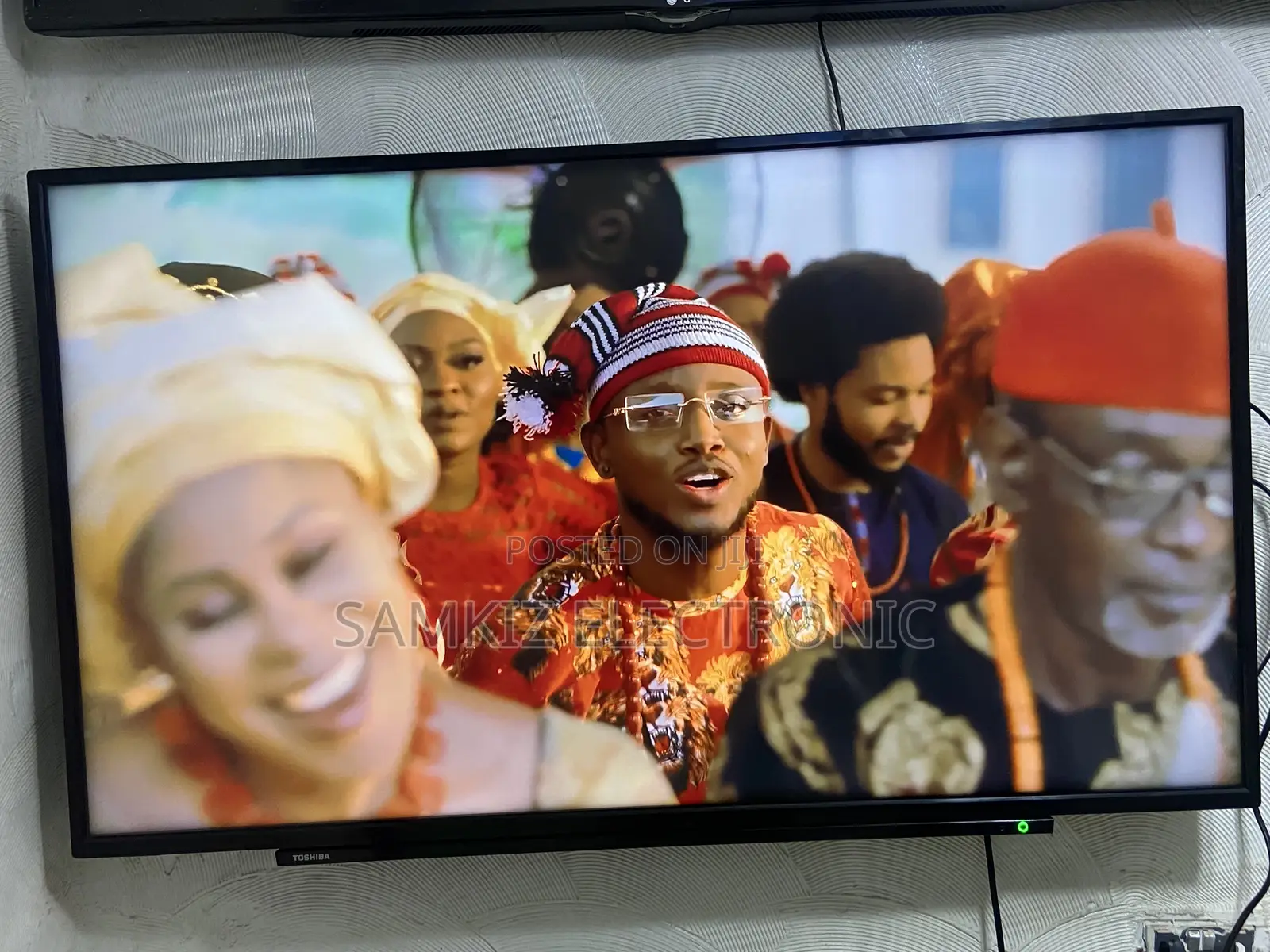 Toshiba 50 Inch Smart Tv (Built-in Wifi,Wireless Display)