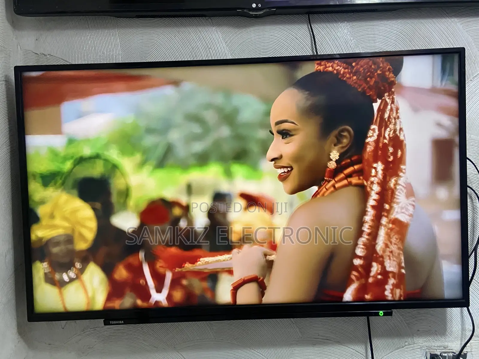 Toshiba 50 Inch Smart Tv (Built-in Wifi,Wireless Display)