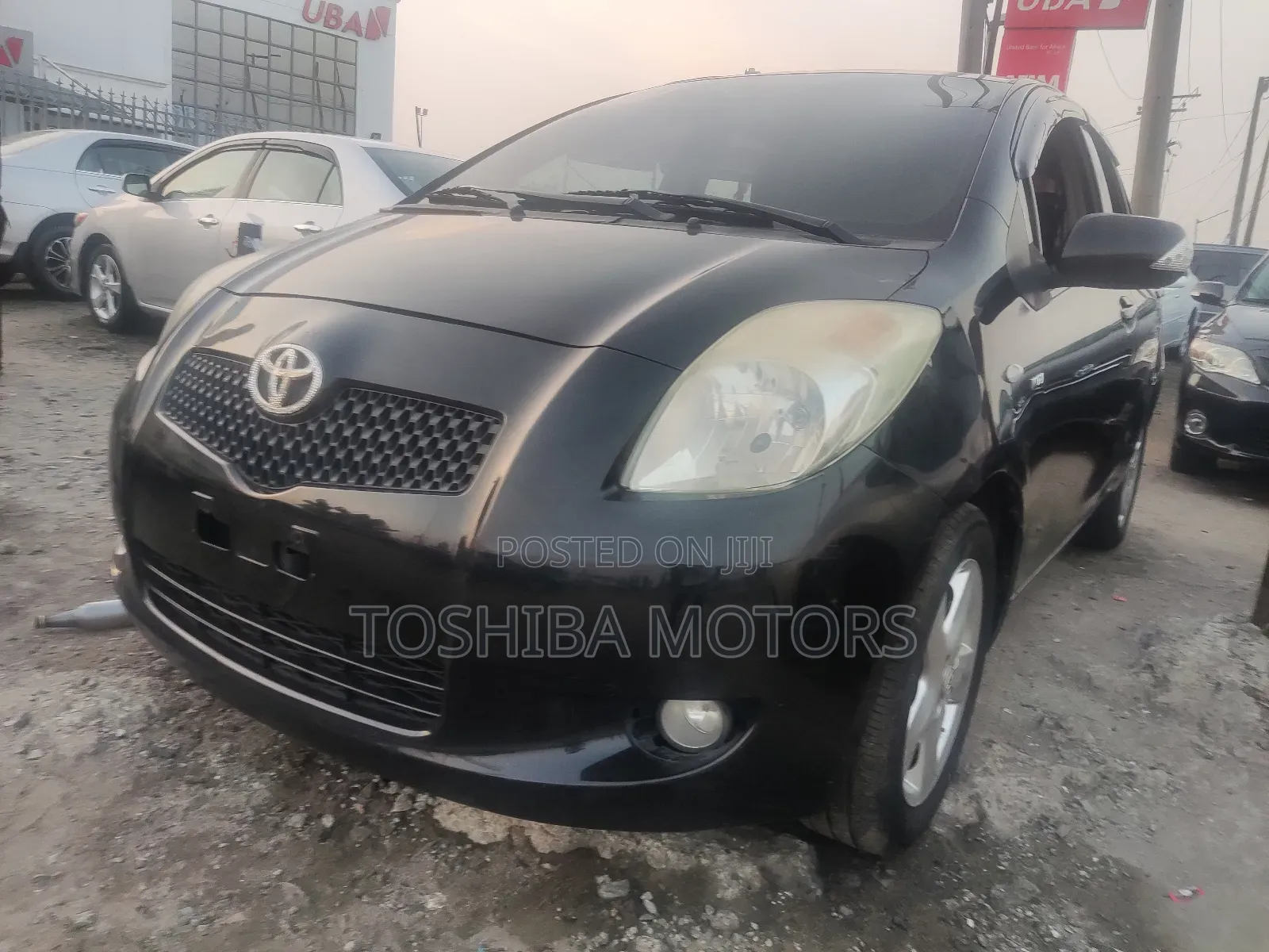 Toyota Yaris 2010 Black