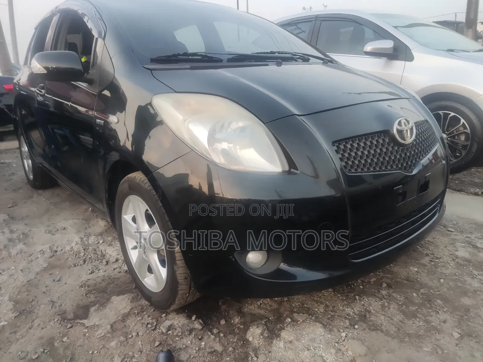 Toyota Yaris 2010 Black