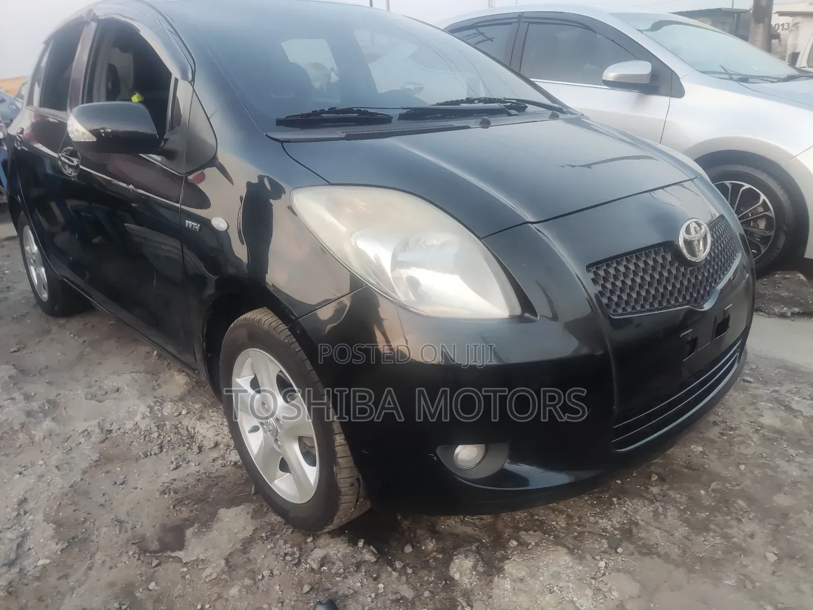 Toyota Yaris 2010 Black