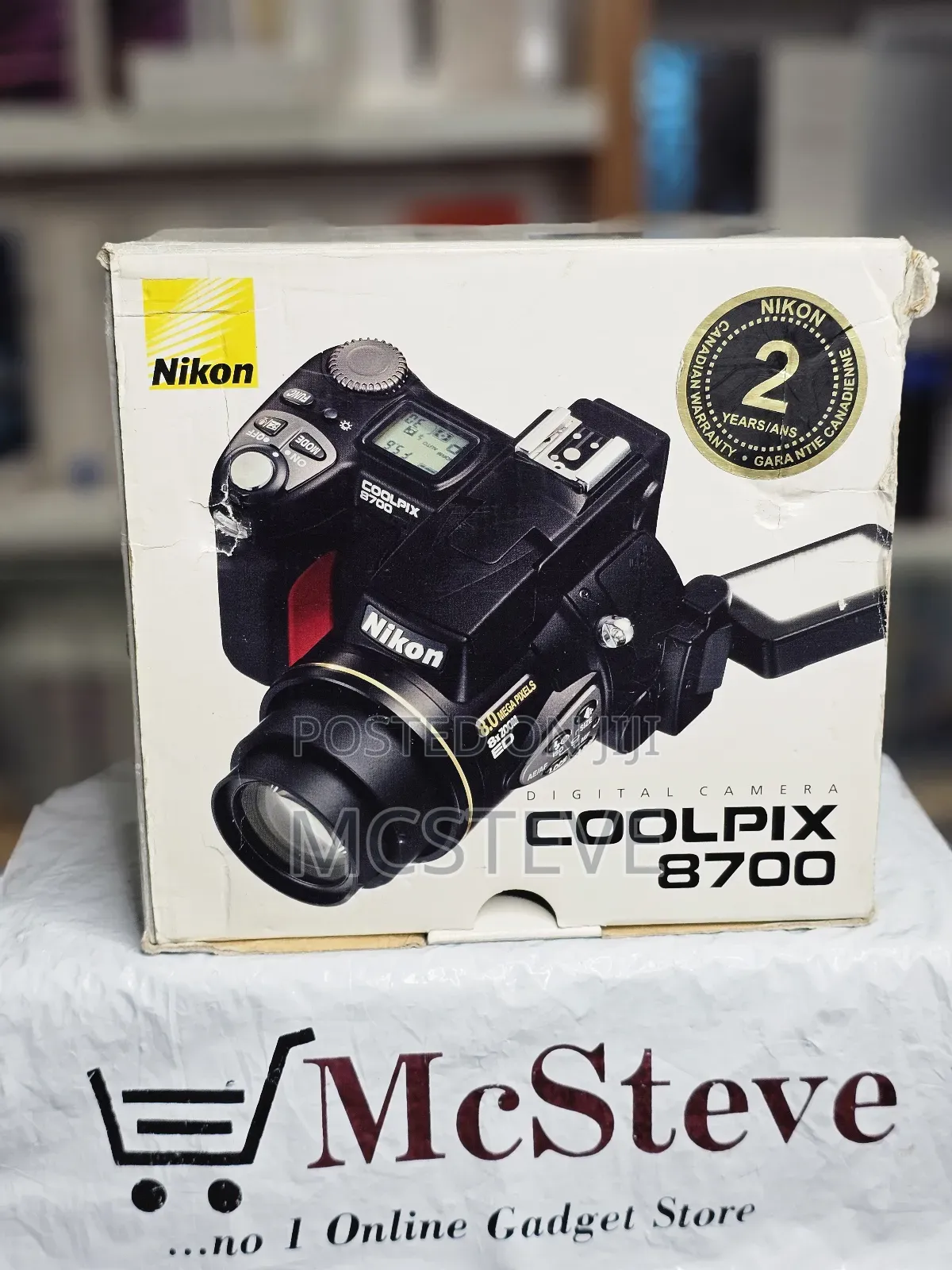 Nikon Coolpix 8700 Digital Camera